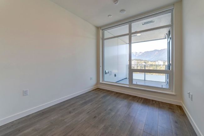 1601 - 200 Klahanie Court, Condo with 1 bedrooms, 0 bathrooms and 1 parking in West Vancouver BC | Image 8