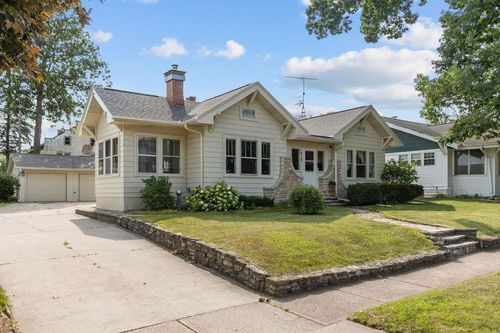 618 Dickinson Street, NEW LONDON, WI, 54961 | Card Image