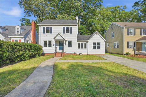 126 Cherokee Rd, Hampton, VA, 23661-3504 | Card Image