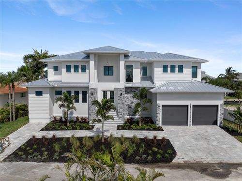 569 Bayview Dr, LONGBOAT KEY, FL, 34228-1401 | Card Image