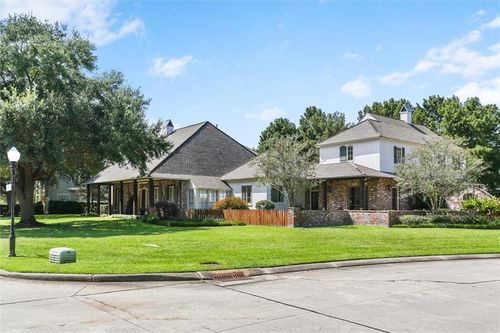 1 Kingsmill Ln, New Orleans, LA, 70131-3363 | Card Image