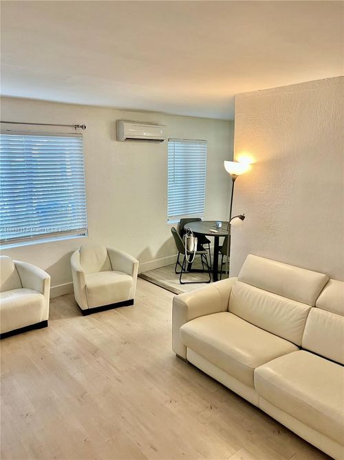apt-5-7928 Harding Ave, Miami Beach, FL, 33141-1643 | Card Image