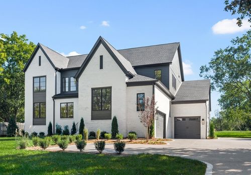 712 Wilson Pike, Brentwood, TN, 37027-6042 | Card Image