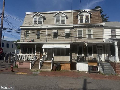 203 S Delaware Ave, MINERSVILLE, PA, 17954-2006 | Card Image