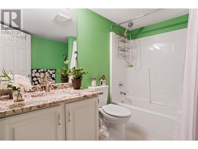 105 - 4460 Ponderosa Dr, Townhouse with 3 bedrooms, 3 bathrooms and 1 parking in Peachland BC | Image 36