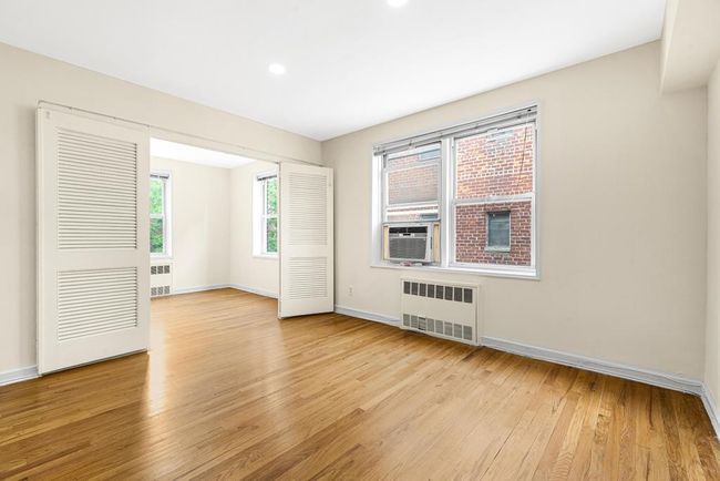 APT-5B - 72 112 Th St, Home with 2 bedrooms, 1 bathrooms and null parking in Forest Hills NY | Image 11