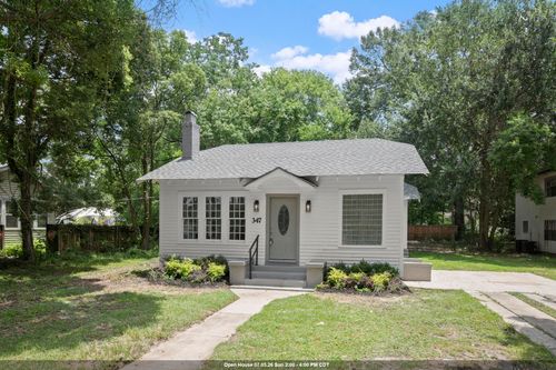 347 Steele Blvd, Baton Rouge, LA, 70806-5132 | Card Image