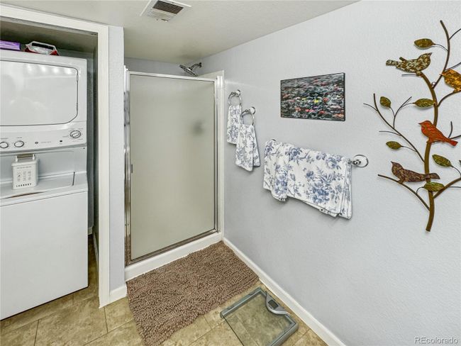 2nd Bathroom w/ new laundry | Image 14