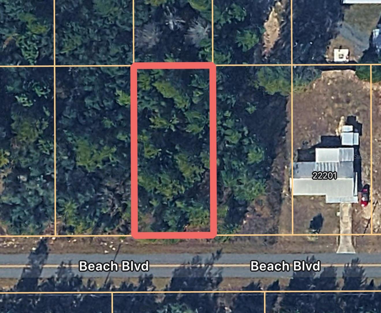 Land in DUNNELLON