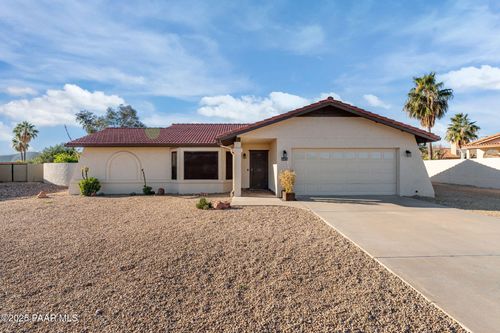 665 W Santa Fe Dr, Wickenburg, AZ, 85390-2251 | Card Image