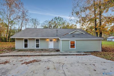 200 Goodman Road Se, House other with 3 bedrooms, 2 bathrooms and null parking in Huntsville AL | Image 1