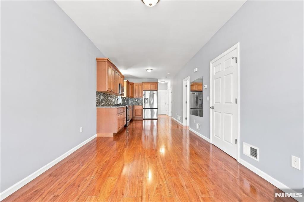 Residential Lease in Wallington 4
