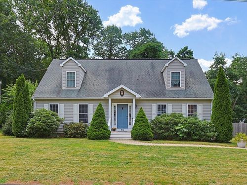 75 Bald Eagle Rd, Weymouth, MA, 02190-2851 | Card Image