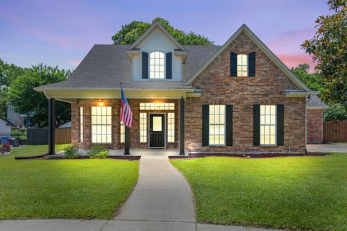 308 Leeward Cir, Azle, TX, 76020-4913 | Card Image