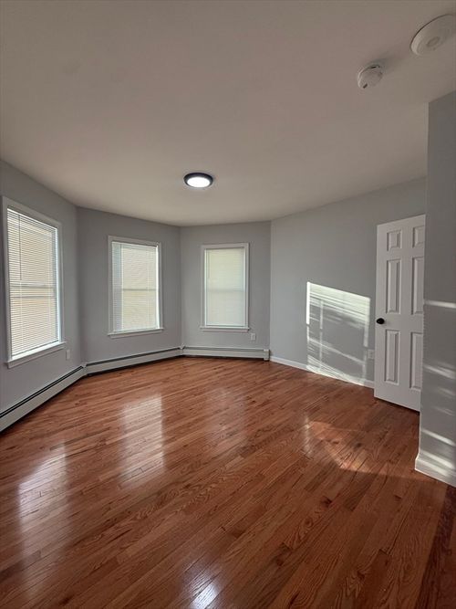 3-7878 Hollis St, Worcester, MA, 01610 | Card Image