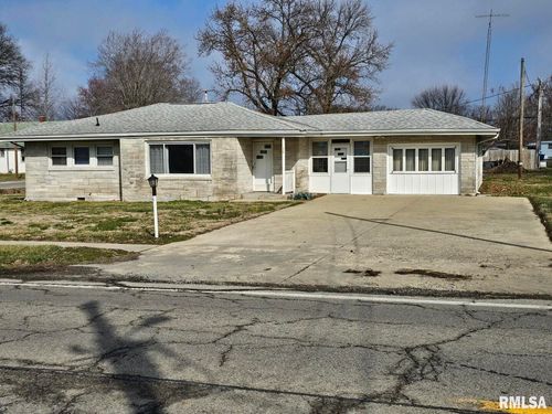 408 W Robinson St, Wayne City, IL, 62895-9663 | Card Image