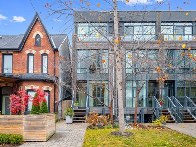 28A Givins St, House attached with 4 bedrooms, 4 bathrooms and 1 parking in Toronto ON | Image 1