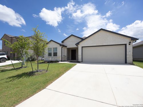 552 Chaco Loop, Seguin, TX, 78155-3377 | Card Image