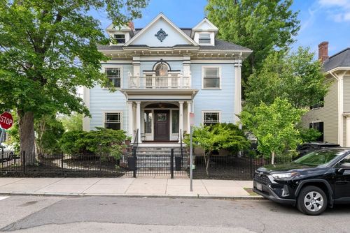 2 Florence St, Boston, MA, 02131-3630 | Card Image