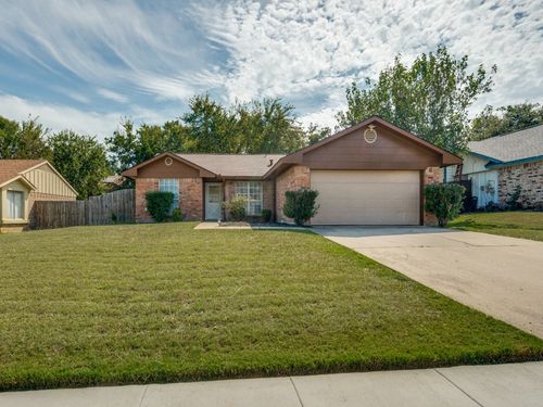 1404 Legget St, Arlington, TX, 76018-1239 | Card Image