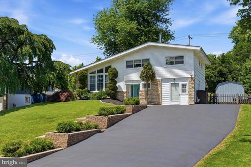 56 Red Rowan Ln, PLYMOUTH MEETING, PA, 19462-2128 | Card Image