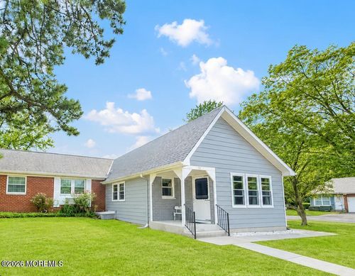 1B Hale Ln, Whiting, NJ, 08759-1552 | Card Image