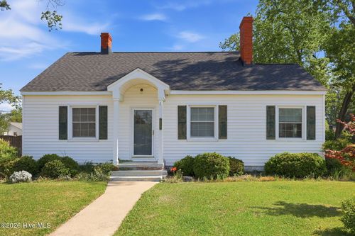 219 Blount St, Winterville, NC, 28590-9287 | Card Image