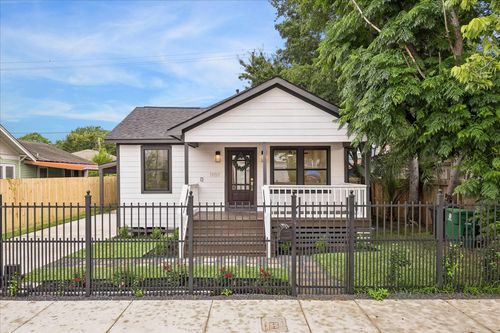 1107 Cordell St, Houston, TX, 77009-3128 | Card Image