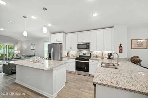 13695 Holsinger Blvd, Jacksonville, FL, 32256-6879 | Card Image