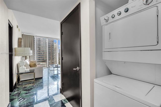 APT-2508 - 485 Brickell Ave, Condo with 2 bedrooms, 2 bathrooms and null parking in Miami FL | Image 17