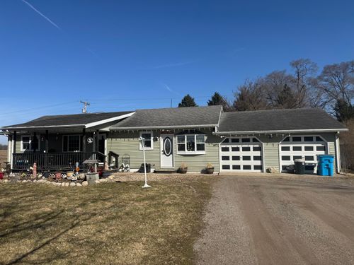 31004 Middle Crossing Rd, Dowagiac, MI, 49047-8204 | Card Image