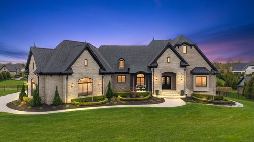 61573 Cotswold Dr, Washington Township, MI, 48094-1077 | Card Image
