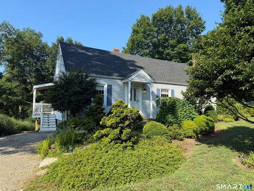 111 Mill Hill Rd, Southport, CT, 06890-1237 | Card Image