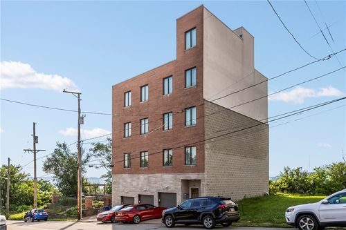 unit-3-1825 Arcena St, Pittsburgh, PA, 15219-3635 | Card Image