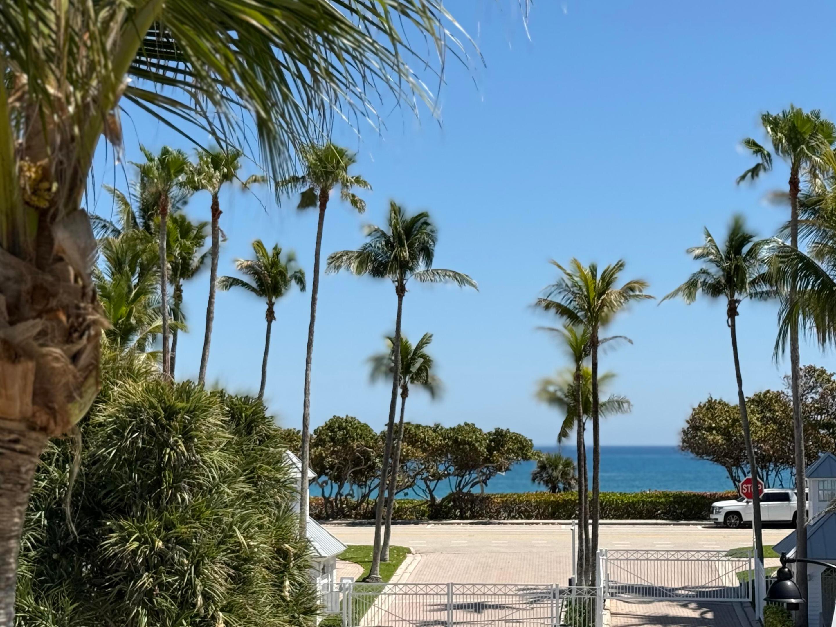 Residential in Jupiter 3