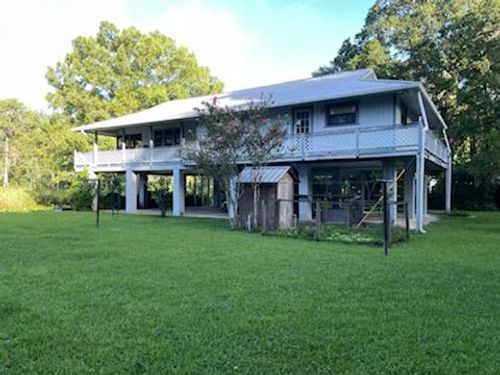 420 Se 371st St, Suwannee, FL, 32692 | Card Image