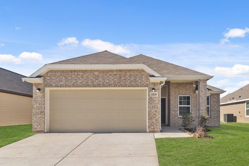 1020 Wind Drift Way, Fort Worth, TX, 76131 | Card Image
