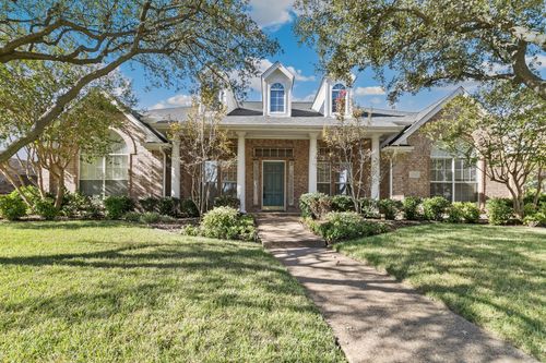 6216 Wolf Ridge Dr, Plano, TX, 75024-6067 | Card Image