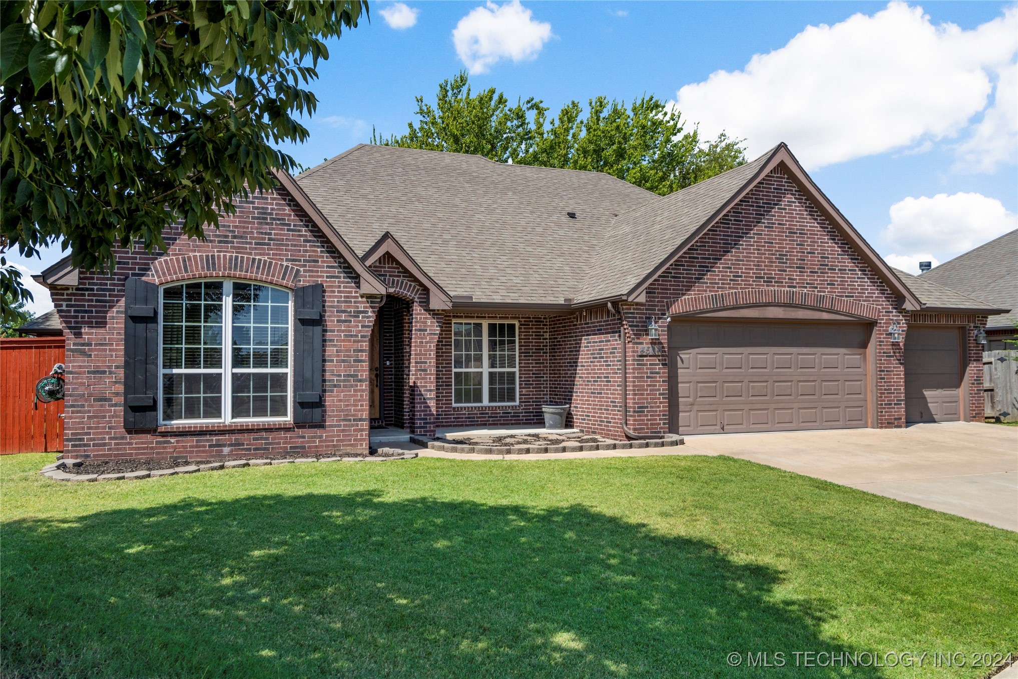 Poplar Ave, Broken Arrow, OK 74011