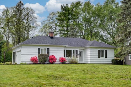 15 Lochnavar Pkwy, Pittsford, NY, 14534-1442 | Card Image