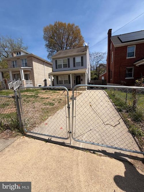 431 61st St Ne, WASHINGTON, DC, 20019-2842 | Card Image