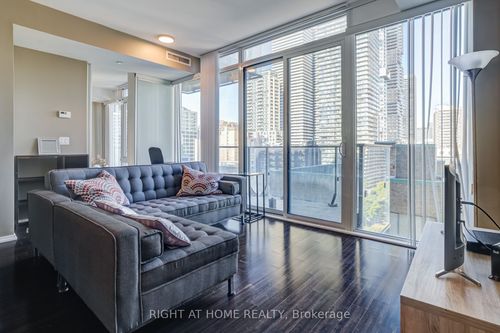1109-75 St Nicholas St, Toronto, ON, M4Y0A5 | Card Image