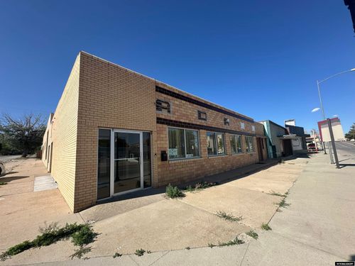 517 W Spruce St, Rawlins, WY, 82301-5547 | Card Image