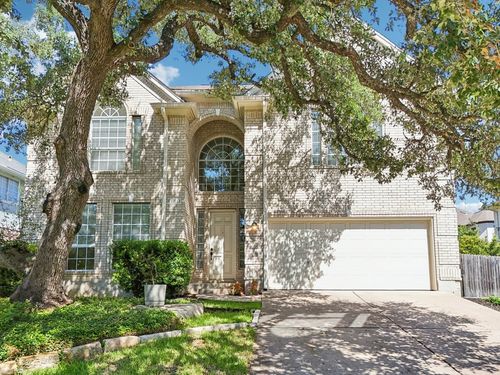 7012 Wandering Oak Rd, Austin, TX, 78749-1893 | Card Image