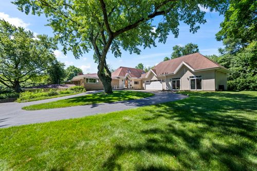 26347 W Il Route 22, Barrington, IL, 60010-2458 | Card Image