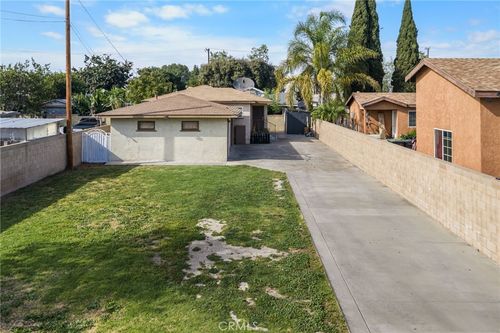 435 E Adams St, Santa Ana, CA, 92707-3511 | Card Image