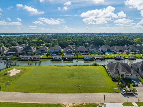 619 Appia Dr, Kemah, TX, 77565-1652 | Card Image