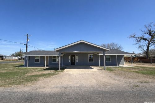 316 N Welhausen, Poth, TX, 78147 | Card Image