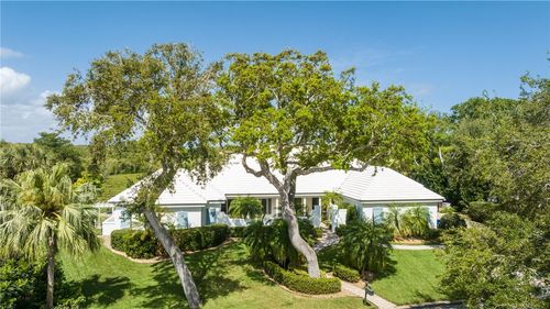 107 River Oak Dr, Vero Beach, FL, 32963-3811 | Card Image