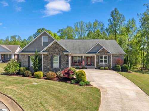 230 Floyd Meadow Dr, Inman, SC, 29349-6370 | Card Image